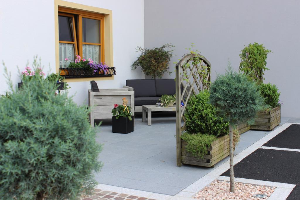 Pension Bauernhof Spielmann Mieming Exterior photo